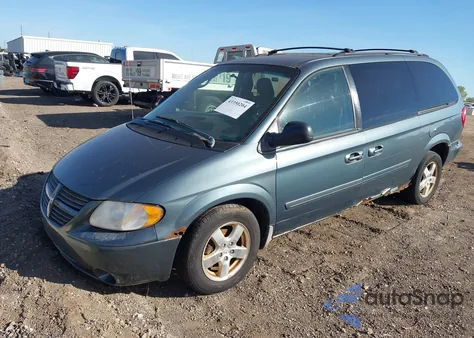 2006 Dodge Grand Caravan Sxt z USA, uszkodzony, nr VIN 2D4GP44L96R746468